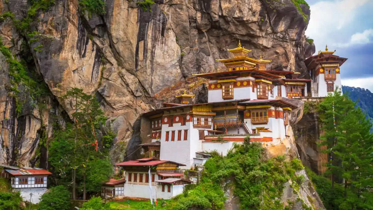 Hanging Tiger’s Nest, Paro Bhutan